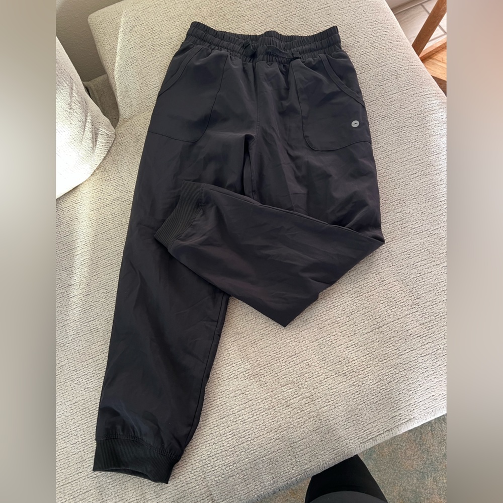 Azia joggers (wind breaker material)